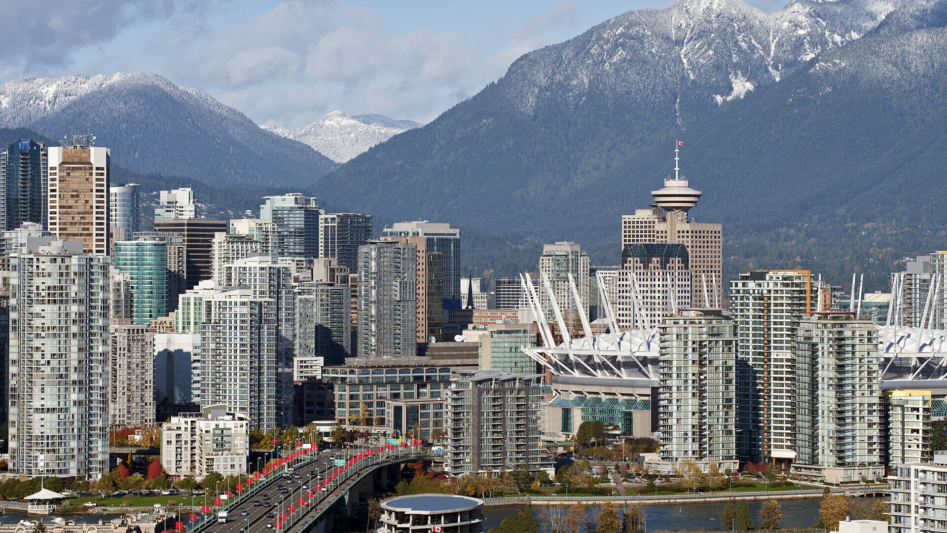 Canada Vancouver LaSalle College Montréal Five Schools & Over 60
